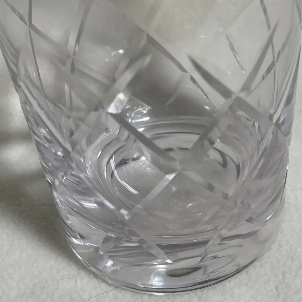 Diamond Cut Mixing Beaker 20-1/2 Oz